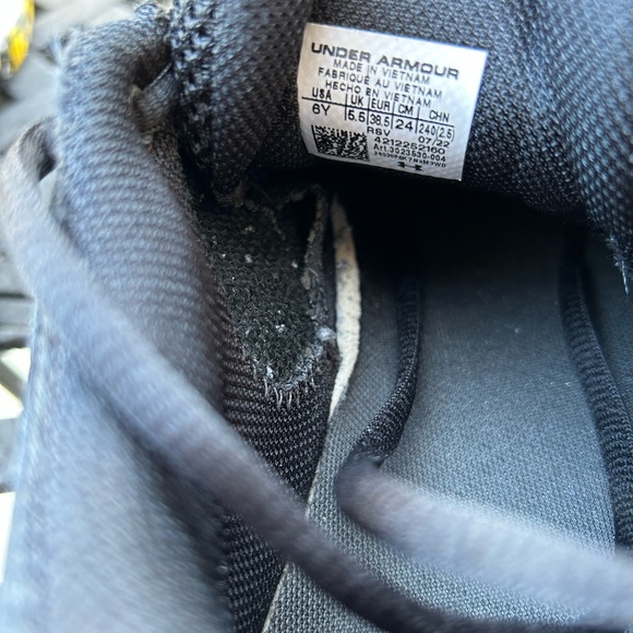 COPY - UA 3Z5 CURRY SIZE 6 - Picture 6 of 6